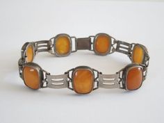 ad eBay - Find many great new & used options and get the best deals for Bracelet Amber Butterscotch Nature 835 Silver Antique 0.7oz/8 1/8in at the best online prices at eBay! Free shipping for many products! G 20, Antique Bracelets, Natural Amber, Bracelet Making, Antique Jewelry, Ebay Finds, Amber, Grain, Gems