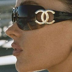 Lowballers Will Be Blocked Chanel Shield Sunglasses Some Minor Scratches Not Noticeable Silver Hardware Large Cc Emblems Authentic Serena And Blair, Golden Brunette, Brunette Aesthetic, Look Winter, Serena Van Der Woodsen, Gold Girl, Gold Aesthetic, Chanel Accessories, Chanel Sunglasses