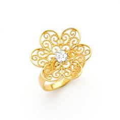 14K gold Two-tone Filigree Flower ring Gold Flower Ring, Friendship Rings, Kids Rings, Irish Jewelry, Baby Jewelry, Fish Hook Earrings, Floral Jewellery, Flower Ring, Flower Pendant