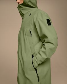 The fully-adjustable, relaxed-fit Parka for weather protection in all seasons. Heavy-duty protection in a lightweight all-season design. This Parka is fully wind- and waterproof, but relaxed enough for both airflow on warmer days and layering in cooler climates. And at a little over 816.6g  (Mens M), it won’t weigh you down on your adventures. Tough, protective, and engineered for whatever everyday mission you're on. The triple-layer construction features a waterproof membrane and DWR coating (t Mens Parka Jacket, Gangster Style, Wind Coat, Men Parka, Sports Graphic Design, Mens Parka, Outdoor Men, Parka Jacket, Rain Wear