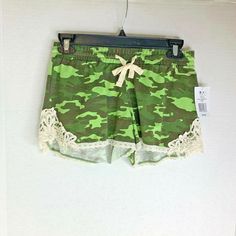 New Freshman Womens Sz S Shorts Camo Lace Hem Green Pajama Shorts For Vacation, Green Vacation Pajama Shorts, Green Cotton Pajama Shorts, Casual Style, Green Cotton Pajama Shorts In Casual Style, Green Cotton Casual Pajama Shorts, Camouflage Summer Shorts, Green Cotton Pajama Shorts, Green Summer Pajama Shorts, Green Cotton Pajama Shorts For Vacation