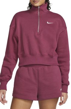 Cozy Nike Sweats, Half-zip Fleece Sweats In Athleisure Style, Half-zip Sweatshirt With Zipper For Loungewear, Half-zip Sweatshirt With Zipper Closure For Loungewear, Sportswear Half-zip Loungewear Sweatshirt, Half-zip Sportswear Sweatshirt For Fall, Athleisure Half-zip Sweatshirt With Zipper Closure, Half-zip Sportswear Sweatshirt For Loungewear, Half-zip Loungewear Sweatshirt In Sportswear Style