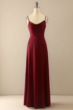 Burgundy Ball Dress, Burgundy Bridesmaid Dress, Burgundy Aesthetic, Burgundy Bridesmaid Dresses Long, Prom Dress Pictures, Dark Red Dresses, Prom Inspo, Burgundy Bridesmaid, Simple Prom Dress