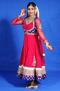 Garba Lehenga, Dance Forms, Dance Of India, Indian Anarkali, Dancer Photography