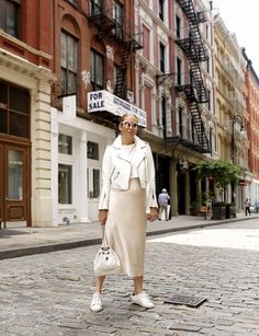 Ivory Moto Jacket Outfit, Beige Leather Jacket Outfit, Latte Outfit, Creme Outfits, Leather Moto Jacket Outfit, Biker Jacket Outfit, White Leather Skirt