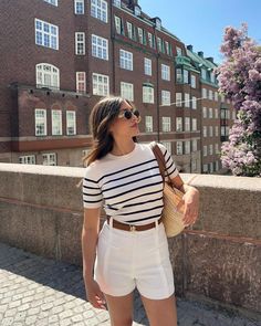 Eurotrip Outfits, Timeless Outfits, Casual Day Outfits, Looks Street Style, 가을 패션, Classic Outfits