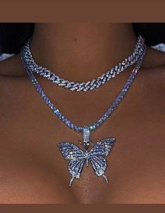 Beautiful Diamante butterfly set Pretty Jewelry Necklaces, Expensive Jewelry Luxury, Chique Outfits, Jewelry Accessories Ideas, Dope Jewelry, Girly Accessories, Jewelry Fashion Trends, Expensive Jewelry, Fancy Jewellery