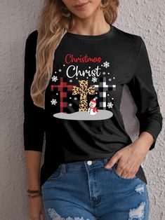 Festive Fun: Christmas Print Crew Neck T-shirt - Casual Long Sleeve Te Black Long Sleeve Christmas T-shirt, Casual Long Sleeve Christmas T-shirt, Holiday Letter Print T-shirt For Fall, Long Sleeve Graphic T-shirt For Holidays, Long Sleeve Graphic Print T-shirt For Holiday, Holiday Long Sleeve T-shirt With Letter Print, Graphic Print Tops For Fall Holiday Season, Graphic Print Tops For Holiday In Fall, Graphic Print Tops For Fall Holiday