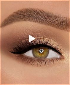 ✓homecoming makeup browneyes, homecoming makeup looks for brown eyes, homecoming makeup looks natural. Gold Eye Shadow Look, Gold Eye Shadow, Pretty Eye Makeup, Prom Eye Makeup, Character Makeup, Gold Eyeshadow