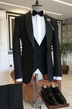 Antoine Gentle Black Shawl Lapel Three Pieces Wedding Suits Lapel Wedding, Men's Business Suits, Suits Men Business, Wedding Suits Groom, Black Shawl, Dress Suits For Men, Suit Material, Code Black, Prom Suits