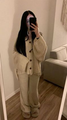 Casual Outfits Home, Pijamas Women, Zara Drip, Cozy Outfits, Mode Zara, Modesty Outfits, Cute Modest Outfits