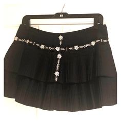 So Chic & Adorable, This Novelty Skort - Short Plus Skirt- Combines Fun & Details With The Easy Moving Attributes That Cone With A Short! A Darling Piece For Summer, This Is A Great Addition To Your Wardrobe. Chic Embroidered Black Skirt, Fitted Embroidered Mini Skirt, Elegant Embroidered Fitted Mini Skirt, Elegant Fitted Embroidered Mini Skirt, Flannel Skirt, Short A, Flannel Women, Black Cream, Womens Skirt