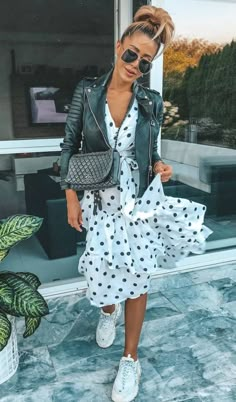 Simple Spring Outfits, Outfits Primavera, Outfit Elegantes, Trendy Spring Outfits, Best Leather Jackets, Leather Dresses