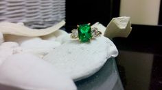 SALE Statement emerald ringrectangle ringgold ringmay Ring Rectangle, Birthstone Engagement Rings, Gift Coupon, Rectangle Ring, Smaragd Ring, Traditional Engagement Rings, Coupon Card, Engagement Ring Diamond, Coupon Binder