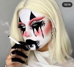 Makeup Looks Crazy, Scary Halloween Makeup Looks, Outfit Design Ideas, Scary Halloween Makeup, Creepy Makeup, Creepy Halloween Makeup