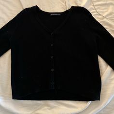 Never Worn Given As Present Brandy Melville Sweaters, Brandy Melville, Colorful Sweaters, Sweaters For Women, Black, Color