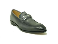 Style: 478-505-Grey Elegant Burnished Calfskin slip-on Loafer from the Carrucci collection features soft Calfskin lining, Patina Finish Horsebit Hardware detailing, and a clean welt! Cordovan Shoes, Shoe Horn, Patina Finish, Shoe Tree, Mens Dress, Horse Hair, Monk Strap, Suede Shoes, Shoe Box