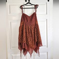 Cider Lace Pattern Patchwork Midi Dress Size: 4x (I'd Say It's More Of A 3x) Color: Brown (I Think It's A Very Orange Brown Color) Originally Bought: 8/3/2022 In Japan, So Prices May Vary Quality: New Without Tags; Never Worn Summery, Fairy Style Dress. Part Of The Elements Collection From 2022. Brown Lace Dresses For Spring, Fitted Bohemian Lace Sundress, Orange Sleeveless Dress With Lace Trim, Orange Lace Summer Dress, Fairy Style Dress, Orange Brown Color, Cider Dresses, Earthy Style, Brown I