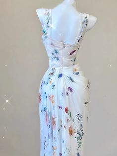 Floral Print Sweetheart Neckline Gown For Prom, Sweetheart Neckline Floral Print Gown For Prom, Sweetheart Neckline Floral Gown For Prom, Spring Floral Print Prom Gown, Floral Print Summer Gala Evening Dress, Floral Print Summer Evening Dress For Gala, Sleeveless Floral Print Gown For Prom Season, Sleeveless Floral Print Gown For Prom, Sleeveless Floral Print Prom Gown