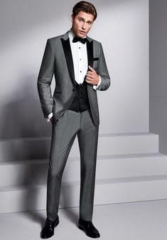 Low Cut Mens Vest, Tuxedo With Waistcoat, Black Suit Grey Waistcoat, Grey Tuxedo For Men, Grey Tuxedo Wedding, Casual Wedding Suit, Reception Suits, Grey Suit Wedding, Grey Tuxedo