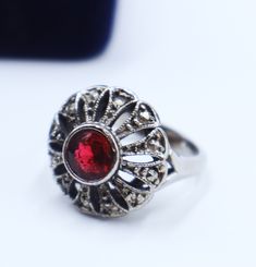 Vintage silver tone emaciated lab ruby ring size 6.5, In good vintage condition, The face of ring 17 mm across. Thanks. Rubin Ring, Ruby Ring, Rings Statement, Vintage Silver, Statement Rings, The Face, Beauty Book, Silver Tone, Ruby