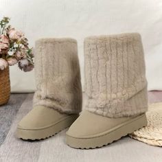 Nwot! Price Is Firm! Top Rated Seller If Its Not Sold Its Avalible! Cute Winter Boots, Cozy Outfits, Christmas 2024, Fur Boots, Cozy Outfit, Christmas Stuff, Cute Fits, Christmas Wishlist, Platform Boots