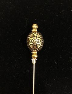 Handmade antiqued gold hat pin.   The decorative heads are made with CCB plastic beads which have an antique gold etched appearance together with small alloy beads.  The heads are approximately 2.5cm long. The pins are gold plated and are available in 2 lengths: 15cm/6inches or 7.5cm/3inches.  All pins come with end protectors and are supplied in a gift bag.  If you are sending a gift, I am happy to include a short personal message to the recipient on a small (8.5x5.5cm) card - see photo.  Just Court Message, Gold Hat, All Pins, Gold Hats, Hat Pin, Wedding Hats, Plastic Beads, Silver Filigree, Hat Pins