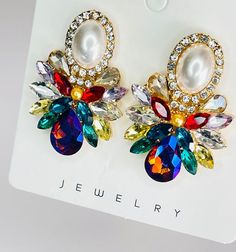 -Boho Colorful Series Shiny Rhinestone Big Stud Earrings For Women Trend,Elegant and Luxury Round Fashion Jewelry Girl Party Accessories. -Design Party Vintage Tassel Ear Jewelry Gift Available in different styles and designs for the party, wedding , dinner and work. mix to outfit to have that luxury and classic look.!! Eye-catching Multicolor Jewelry For Party, Eye-catching Gold Jewelry For Party, Multicolor Jeweled Earrings For Wedding, Summer Party Dangle Crystal Earrings, Summer Party Crystal Dangle Earrings, Trendy Jeweled Dangle Earrings, Gold Crystal Jewelry For Summer, Summer Party Jewelry With Rhinestones, Summer Party Jewelry With Bling