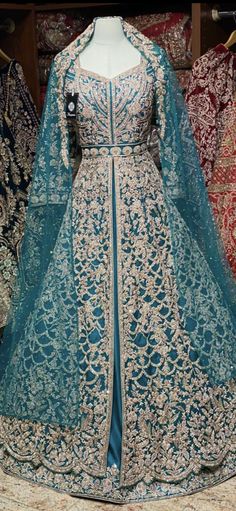 Magnificent Turquoise Blue Lacha w/ Veil Collection PL-004 – Nazranaa Eastern Wedding Dresses, Lacha Dress, Pakistani Wedding Dresses Bridal Lehenga, Blue Bridal Dress, Turkish Bride, Indian Wedding Gowns, Zardosi Embroidery, Walima Dress, Wedding Lehenga Designs