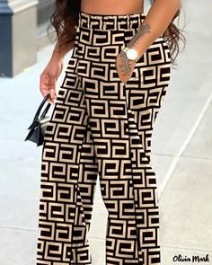 Olivia Mark - Wide-leg pants with geometric print and pocket Cute Letters, Chic Type, Printed Wide Leg Pants, Cuffed Pants, Geo Print, Olivia Mark, Geometric Print, Wide Leg Pants, Pants Set