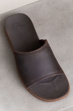 Men's OluKai Alania Slide Leather Sandals | Overland Men’s Slides Outfit, Leather Sandals For Men, Slides Outfit, Men Slides, Mens Slides, Mens Leather Sandals, Leather Slide Sandals, Leather Slides, Nubuck Leather