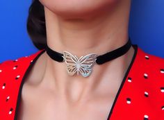 BUTTERFLY CHOKER. SOLID STERLING SILVER Each item is handmade to order in solid 925 Sterling Silver in my workshop in Spain, giving each piece a unique meaning that is specific and special to you. It has undergone quality control so you can share a long life together. The velvet strip measures 11.8 inches (including the butterfly). It wear a 4 inch (10 cm) chain extender so you can adjust it to the length of your neck. So the choker can be adjusted from 11.8 inches (30 to) 15.75 inches (40 cm). Party Butterfly Charm Choker, Butterfly Shaped Necklace For Wedding, Elegant Adjustable Butterfly Necklace As Gift, Elegant Butterfly Charm Choker Jewelry, Silver Butterfly Necklace For Party, Elegant Handmade Adjustable Butterfly Necklace, Butterfly Choker, Lion Charm, Unique Meaning