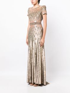 Jenny Packham Greta sequin-embellished Gown - Farfetch Uzun Boy, Embellished Gown, Versace Outfit, Most Beautiful Dresses, Jenny Packham, Going Out Outfits, Sheer Fabric, Gorgeous Gowns, Crystal Embellishment