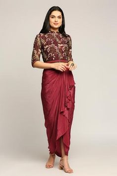 Shop for Soup by Sougat Paul Maroon Georgette Draped Skirt With Printed Jacket for Women Online at Aza Fashions Skirt With Jacket, Trendy Outfits Indian, Cowl Dress, Indo Western Dress, Printed Jacket, Indian Dresses Traditional, Fashion Design Dress, Draped Skirt, Stylish Party Dresses