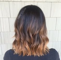 Dark brunette with Carmel copper balayage hair color Ombre Hair Color On Short Hair, Color Melt Hair, Above Shoulder Hair, Short Shoulder Length Hair, Zoella Hair, Color Melting Hair, Sunkissed Hair, Root Melt, Food Magic