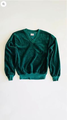 "V-neck, ribbed collar, cuff, and waistband. Cotton, polyester blend. Tiny flaw in the fabric on the front waist area- barely noticeable. Chest: 19\" Sleeves: 22.5\" Length: 21\" Hem: 12.5\"" Velvet Knit, Shirt Tunic Top, Favorite Sweater, Knit Sweatshirt, Tunic Shirt, Long Sleeve Tunic, Green Velvet, Black Long Sleeve, Vintage Shops