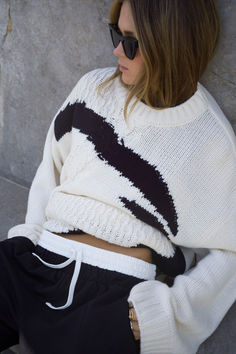 Cable Knitted Pattern Oversized Sweater White Oversized Cozy Sweater, Oversized White Cozy Sweater, White Knit Cropped Sweater With Relaxed Fit, White Relaxed Fit Knit Cropped Sweater, White Oversized Cozy Cropped Sweater, Oversized Cozy White Cropped Sweater, Oversized White Cropped Sweater In Cozy Style, Oversized White Cropped Sweater, White Chunky Knit Relaxed Fit Sweater