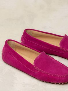 Our signature suede loafer is our best-selling shoe of all time, and for good reason. Our moccasin expert, Norina, handcrafts each piece from a workshop in Tuscany, overseeing every last detail—even using a small flame to singe away stray threads. Flat Heel Suede Moccasins With Removable Insole, Suede Moccasins With Removable Insole And Flat Heel, Slip-on Suede Moccasins With Flat Heel, Slip-on Moccasins With Suede Lining And Flat Heel, Suede Slip-on Moccasins With Removable Insole, Suede Moccasins With Rubber Sole, Suede Moccasins With Rubber Sole And Flat Heel, Slip-on Moccasins With Suede Lining For Galas, Suede Slip-on Moccasins For Galas