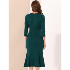 This vintage-inspired dress is a must-have for any fashion-conscious woman looking to add a touch of sophistication and elegance to her wardrobe. With a slim-fit silhouette and a stunning mermaid hem, this dress is the perfect choice for a variety of occasions, from work to church to cocktail events. The 3/4 sleeve design adds a touch of class and elegance, making you feel confident and chic wherever you go. Whether you're looking to stand out at the office or make a statement at a special event Fitted Green Dress With 3/4 Length, Fitted Mermaid Hem Midi Dress For Formal Occasions, Fitted Midi Dress With Mermaid Hem For Formal Occasions, Formal Fishtail Bodycon Dress, Elegant Fitted Bodycon Dress With 3/4 Sleeves, Elegant Fitted Knee-length Mermaid Dress, Formal Fitted Mermaid Midi Dress, Formal Fitted Midi Dress With Fishtail, Fitted Cocktail Dress With 3/4 Length