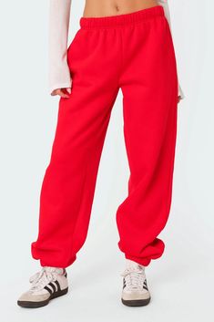 Clark Oversized Sweatpants – edikted Red Sweatpants Outfit, Sweatpants Oversized, Outfit Ideas Work, Tv Clothes, Red Sweatpants, Oversized Sweatpants, Sweat Sets, Sweatpants Outfit, Red Pants