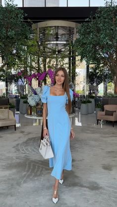 Charming Spring Outfit 2024 Godet Silhouette Square Neck Midi Dress. Party In The Garden, Square Neck Midi Dress, Godet Skirt, Dress Code Wedding, Satin Long Sleeve, Spring Dress, Spring 2024, How To Look Classy, Mom Style