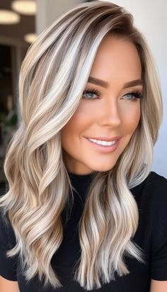 Blond And Platinum Highlights, Womens Hair Highlights Blonde, Hair Color Ideas With Peekaboos, Platinum Blonde Hair With Light Brown Lowlights, Blonde Fall Transition Hair, Blonde For Gray Hair, Blond Hair With Dark Lowlights, Dramatic Hair Color For Blondes, Platinum Fall Hair Color