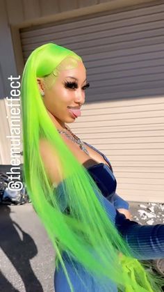 Rainbow Hair Wig, Creative Wig Hairstyles, Green Dyed Hair Black Women, Summer Wig Colors, Dyed Hair Dreads, Exotic Wig Colors, Colored Wigs On Light Skin Women, Green Wig Install, Color Wig Hairstyles