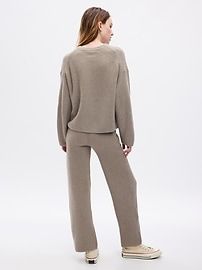 CashSoft Shaker-Stitch Sweater Pants | Gap Gap Relaxed Fit Pants For Fall, Relaxed Fit Cashmere Pants For Loungewear, Fall Cashmere Sweatpants For Loungewear, Casual Cashmere Sweatpants For Fall, Soft Relaxed Fit Bottoms For Fall, Casual Fall Cashmere Sweatpants, Gap Lounge Pants With Ribbed Waistband, Casual Cashmere Bottoms With Ribbed Waistband, Gap Casual Lounging Bottoms