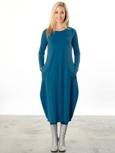 Fitted Long Sleeve Midi Dress With Pockets, Long Sleeve Dresses With Side Pockets For Work, Long Sleeve Stretch Dresses With Pockets, Oversized Long Sleeve Midi Dress With Pockets, Oversized Long Sleeve Dresses With Side Pockets, Relaxed Fit Long Sleeve Dress With Side Pockets, Fall Workwear Dress With Curved Hem, Blouse Zara, Bryn Walker