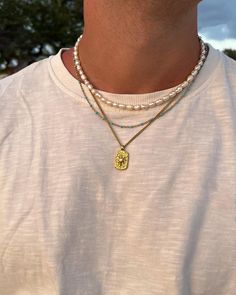 Introducing the IBZ Necklace, inspired by the mediterranean island of Ibiza and its endless sunshine. Length: 50 cm + 5 cm adjustable Gold Jewelry Aesthetic Men, Men Necklace Aesthetic, Silver Pearl Necklace, Herren Outfit, Jewelry For Men, Jewelry Lookbook, Mens Accessories Jewelry, Blue Gems, A Necklace