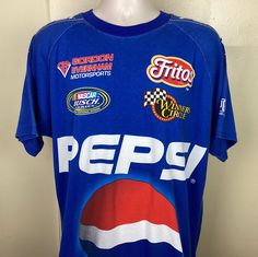 Vintage 1999 Pepsi Nascar raglan t-shirt.  Soft light 60/40 cotton polyester by Chase, made in USA. Great condition.  No holes, no stains, no issues. Tag size L, but fits much bigger, more like an XL or XXL.  Please note measurements to avoid returns: laid flat measures 25.5" across chest (armpit to armpit), 30.75" length (top of center of collar on back to bottom of shirt). Blue Raglan Sleeve Top For Streetwear, 90s Logo Print Sports Top, 90s Style Sports Event Logo Print Tops, 90s Logo Print Tops For Sports Events, 90s Style Screen Print Tops For Sports Events, Jeff Gordon, Soft Light, Soft Lighting, Nascar