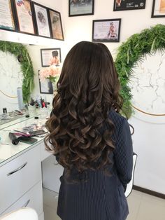 Hair Styles Curls Formal, Heated Curls Hairstyles, Curly Hair On Straight Hair, Curled Hair For Hoco, Loose Blowout, Curled Hair With Layers, Curled Straight Hair, Medium Length Curled Hairstyles, Curls On Straight Hair