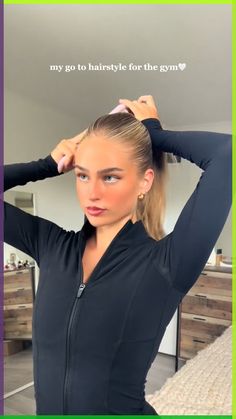 Here is a hairstyle inspiration for your next fitness session. Make sure you feel comfortable and pretty in your sporty outfit. Enjoy it!
Tiktok: Holly Jai Yoga Hairstyle, Competition Hair, Gymnastics Hair, Sport Hair, Gym Hairstyles, Workout Hairstyles, Dance Hairstyles, Greasy Hair Hairstyles, Sports Hairstyles