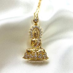 18K GOLD CRYSTAL BUDDHA NECKLACE – PoshForKeeps Luxury Gold Plated Amulet Jewelry, Gold Buddha Necklace, Luxury Spiritual Yellow Gold Temple Necklace, Jewelry Goals, Merry Chrysler, Heart Initial Necklace, Necklace For Him, Customized Necklace, Dope Jewelry Accessories